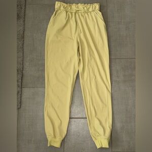 lululemon stretch high-rise joggers | finch yellow | size 4